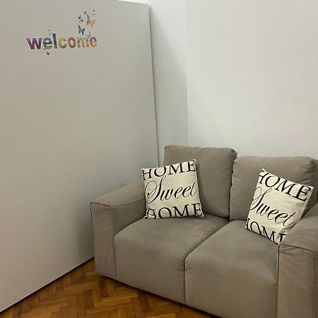 Ferienwohnung Apartament Super Central Cu Parcare Privata Arad Exterior foto